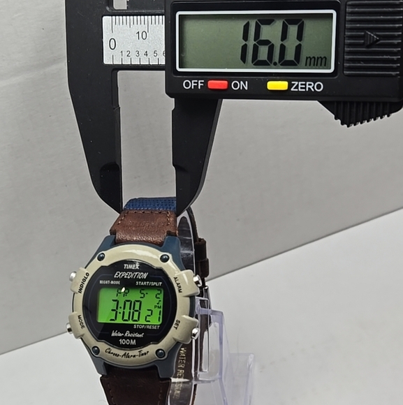 Womens Vintage 1999 Timex Expedition 35mm Digital Watch Khaki Blue New Battery - Picture 5 of 12